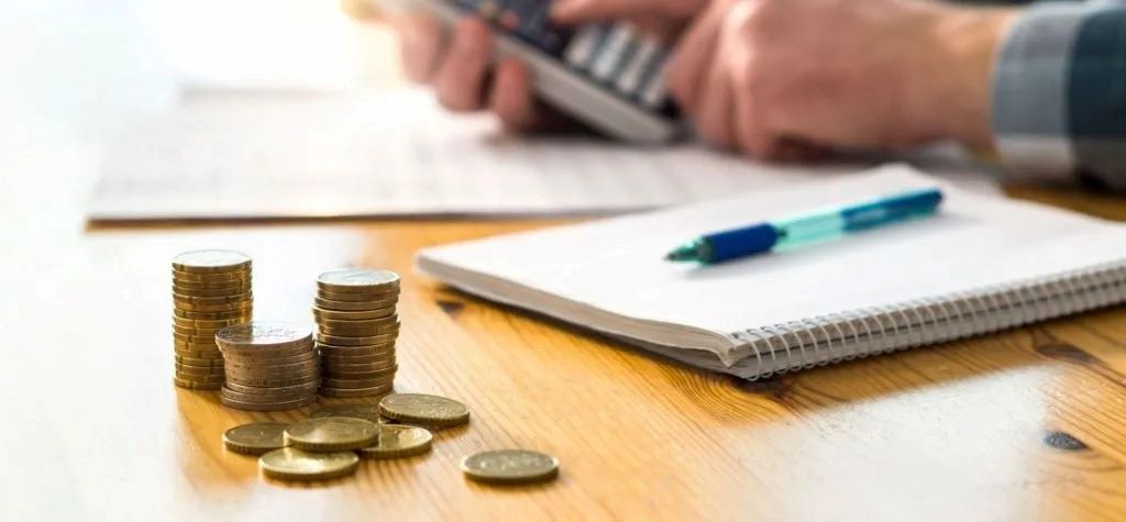 What are the best businesses to start with no money?