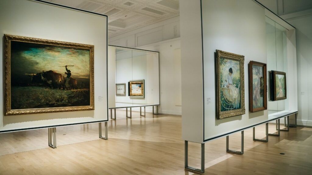 What are the main risks of investing in art?